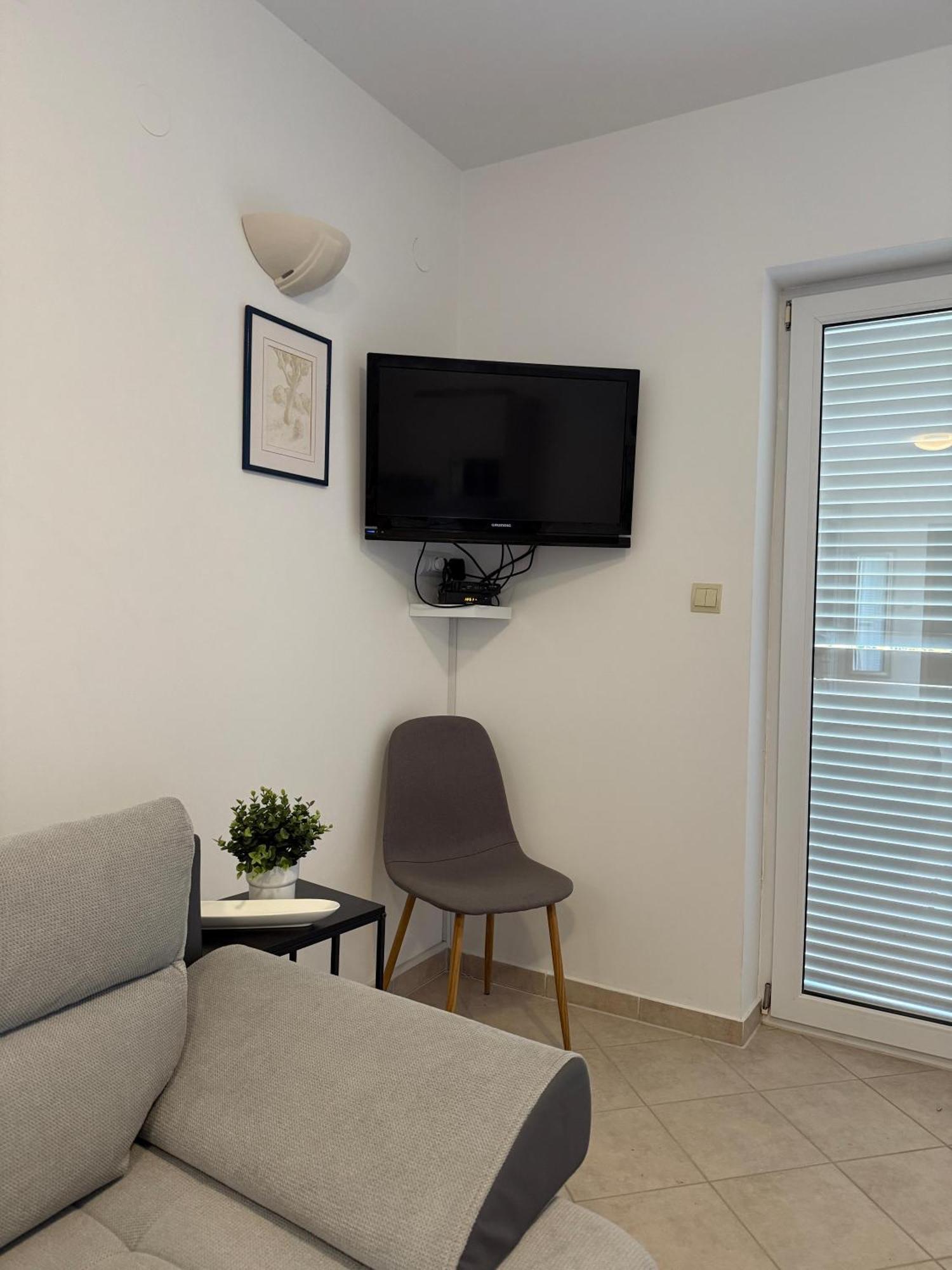 Apartmani Samec Новалья Экстерьер фото