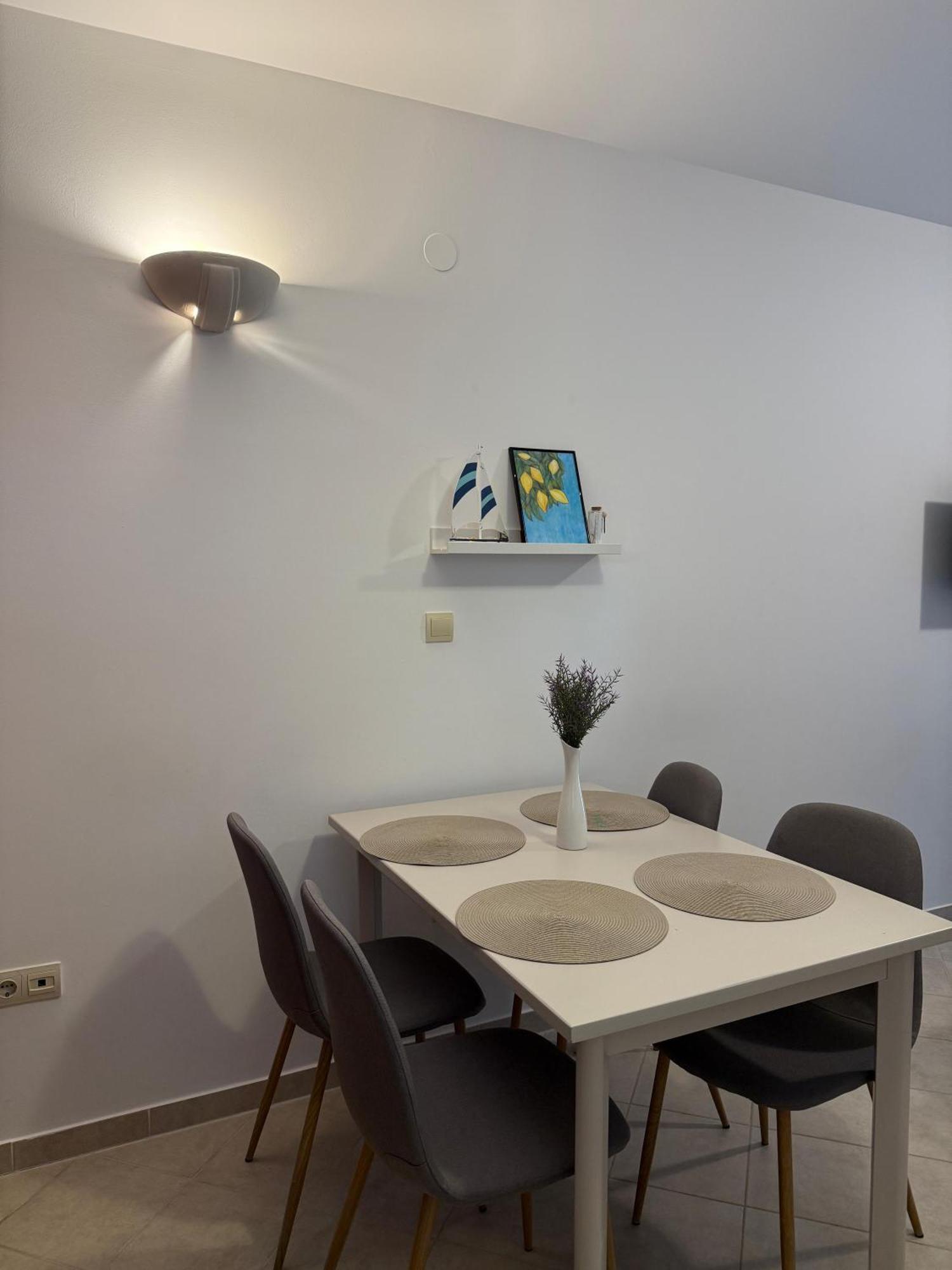 Apartmani Samec Новалья Экстерьер фото