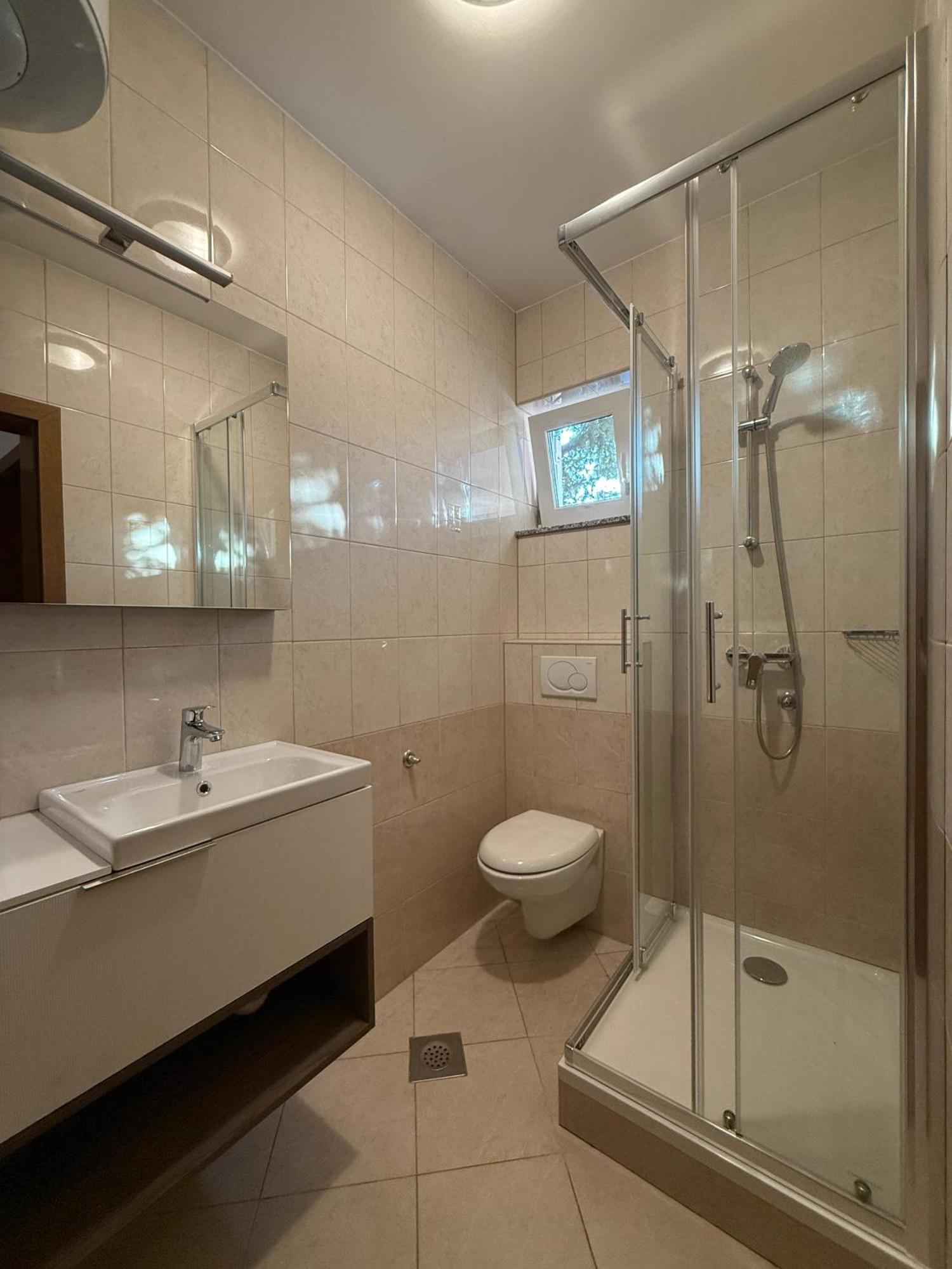 Apartmani Samec Новалья Экстерьер фото